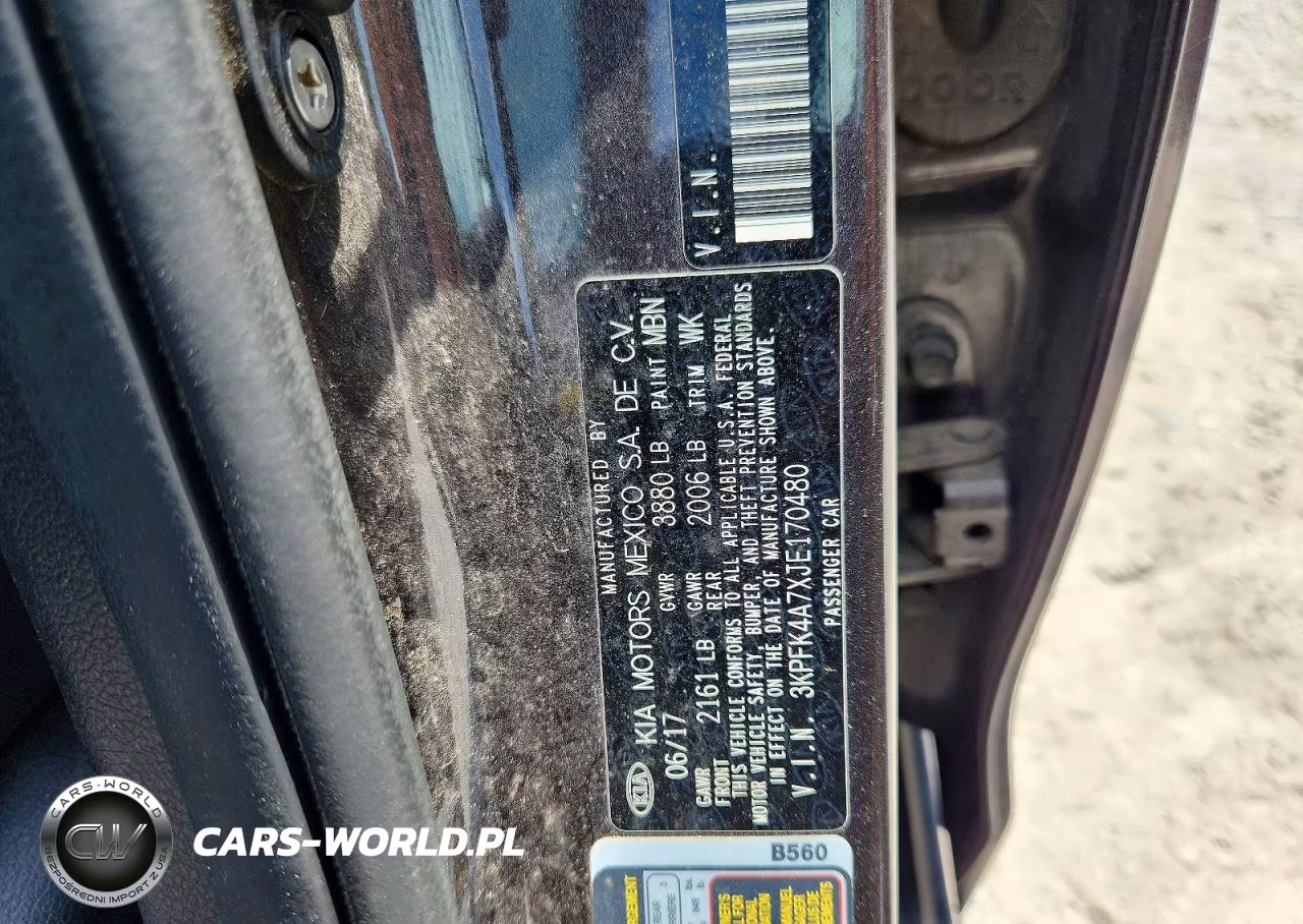 2018 Kia Forte Lx VIN:3KPFK4A7XJE170480 - 12