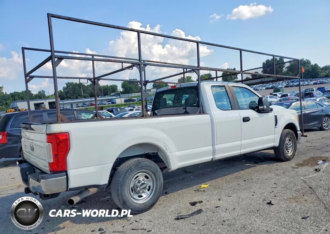 2017 Ford F350 Super Duty VIN:1FT8X3A62HED31759 - 3