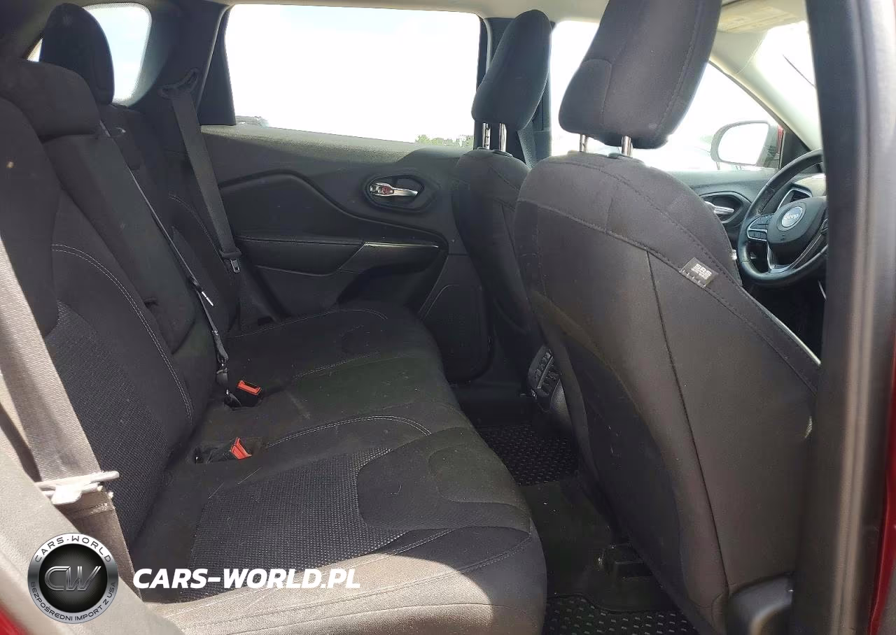 2020 Jeep Cherokee Latitude VIN:1C4PJLCB8LD522155 - 11