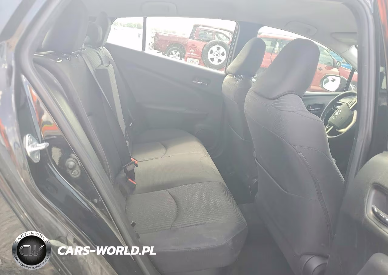 2017 Toyota Prius Three VIN:JTDKARFU1H3038187 - 10