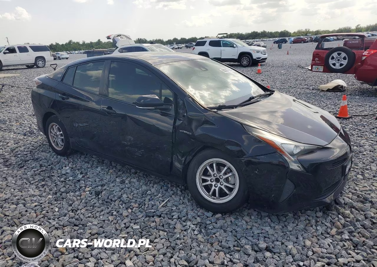 2017 Toyota Prius Three VIN:JTDKARFU1H3038187 - 4
