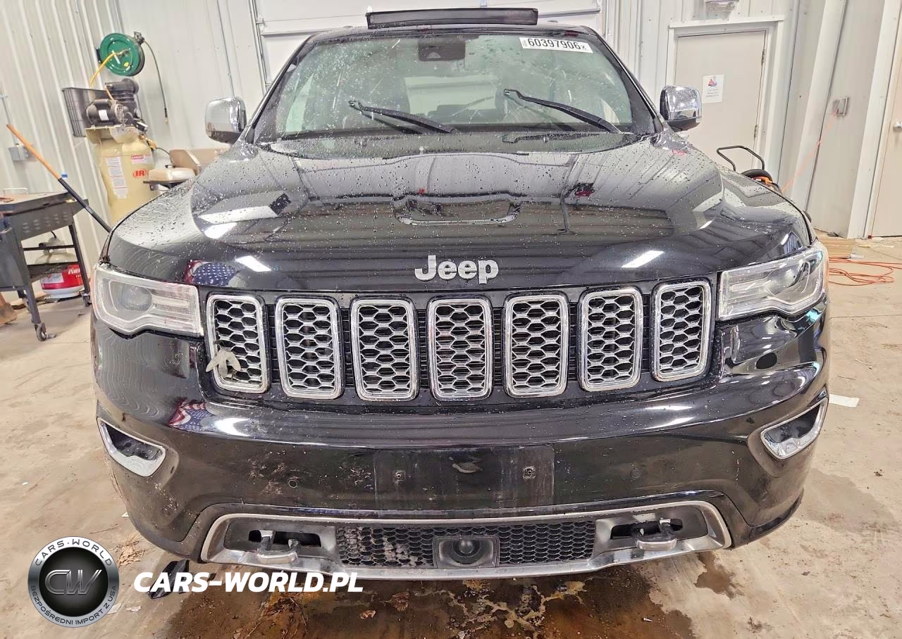 2018 Jeep Grand Cherokee Overland VIN:1C4RJFCG3JC221043 - 5
