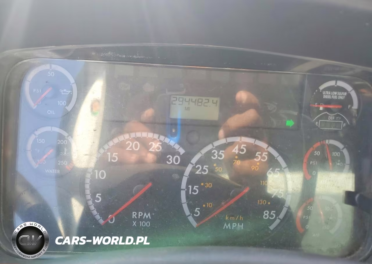 2013 Freightliner Business Class M2 Delivery Truck VIN:1FVACWDT9DHFE3084 - 9