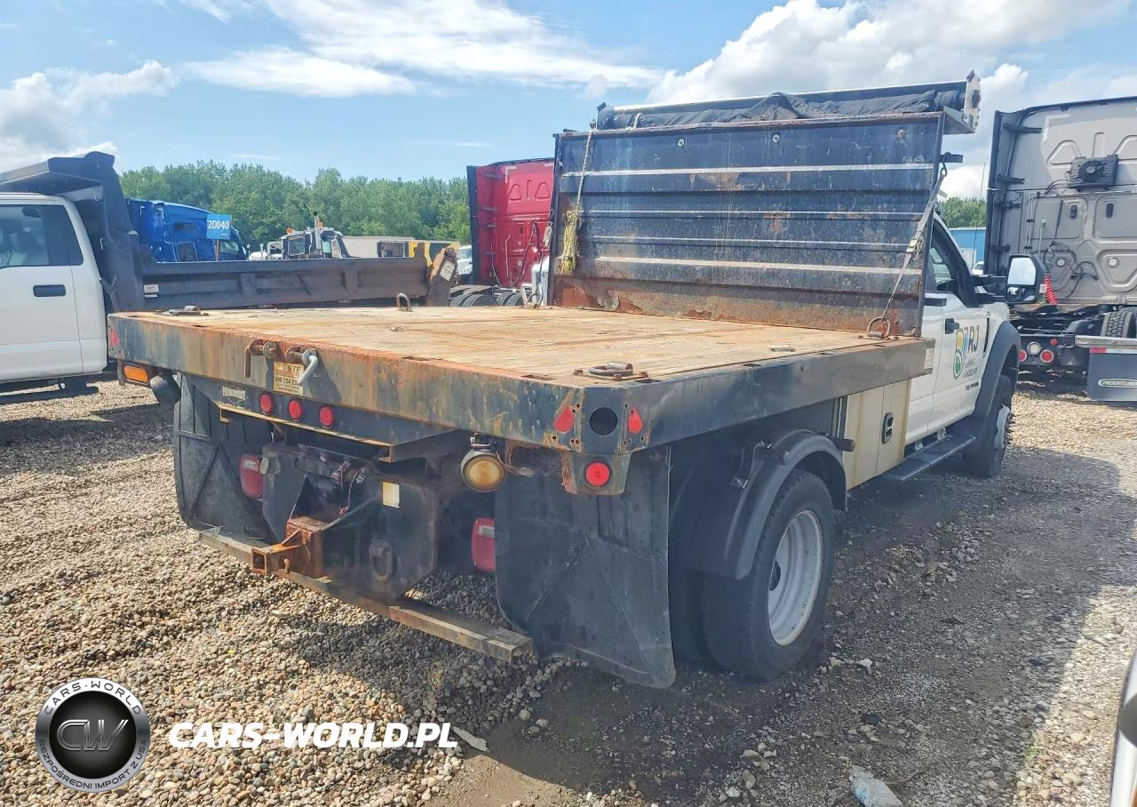 2019 Ford F550 Super Duty VIN:1FD0X5HT1KEE81787 - 3