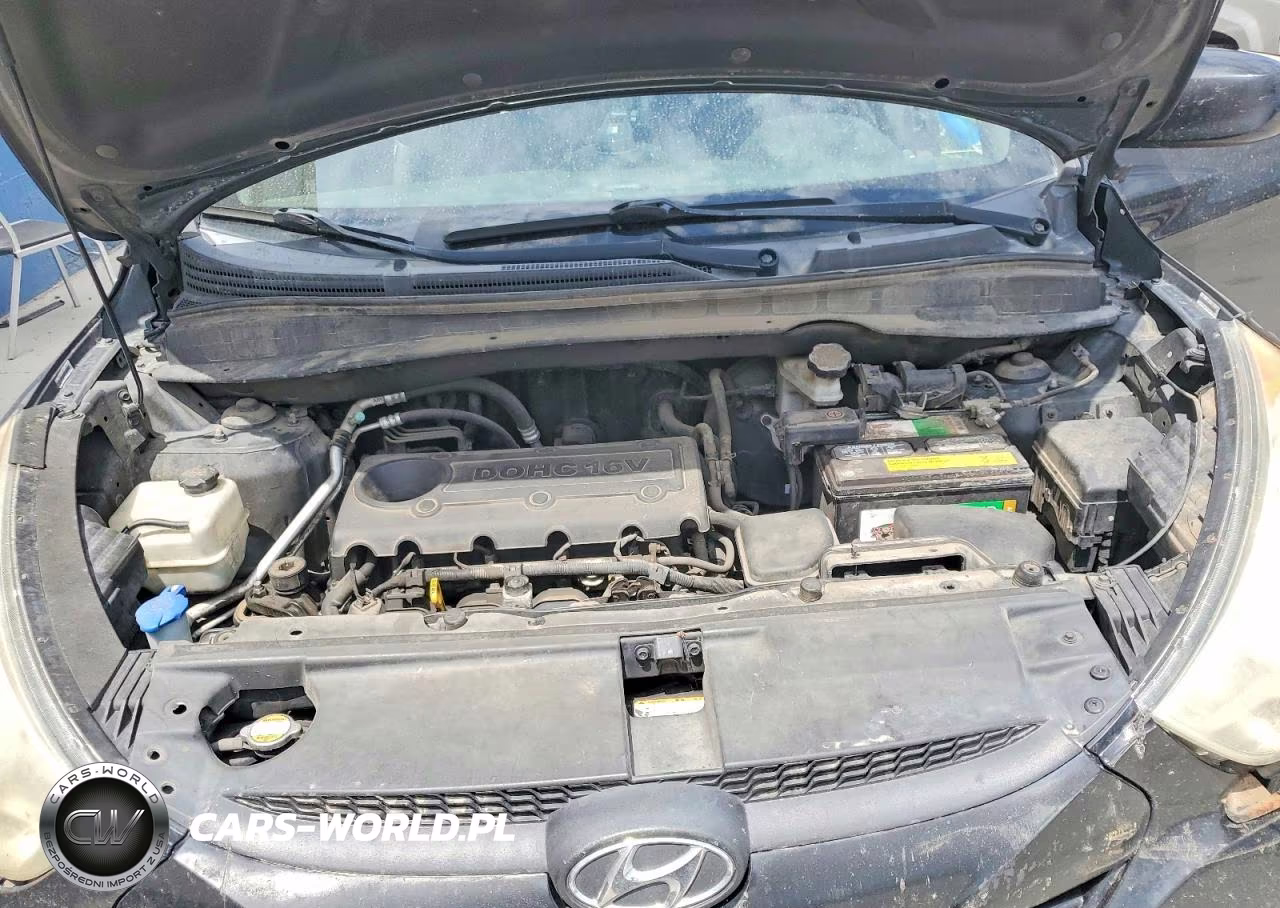 2011 Hyundai Tucson Gls VIN:KM8JUCAC1BU121971 - 11