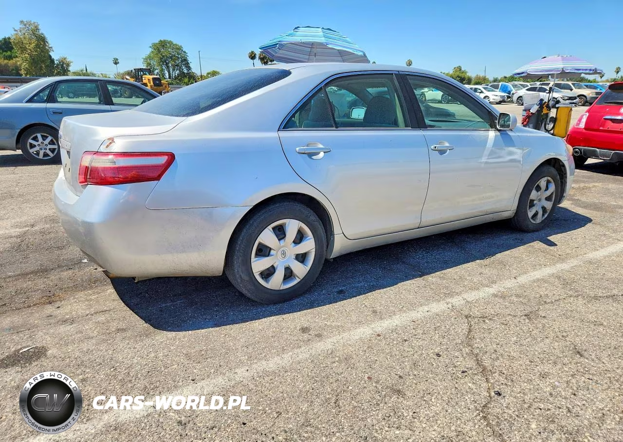 2007 Toyota Camry Ce VIN:4T1BE46K77U656138 - 3