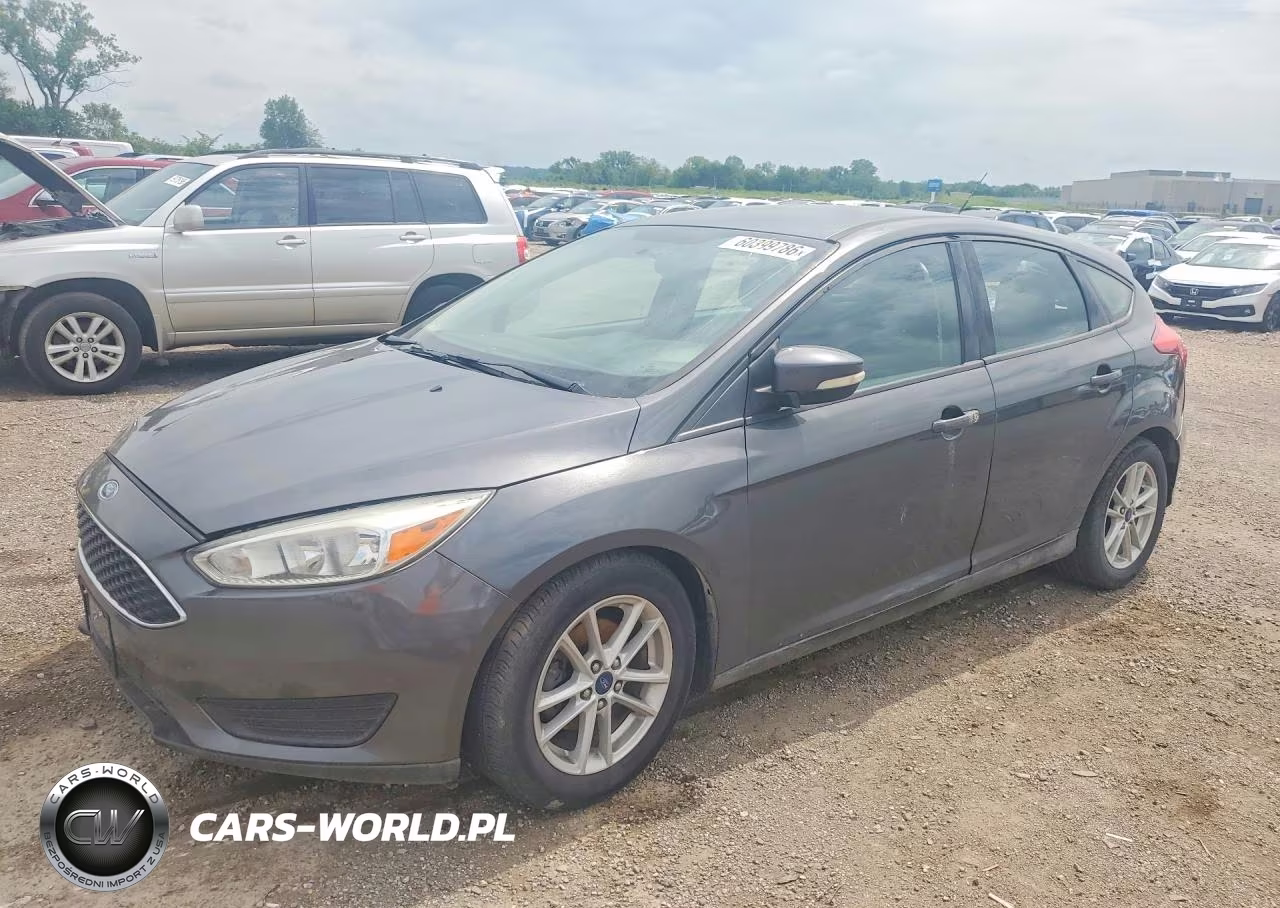 2017 Ford Focus Se VIN:1FADP3K28HL314508 - 1