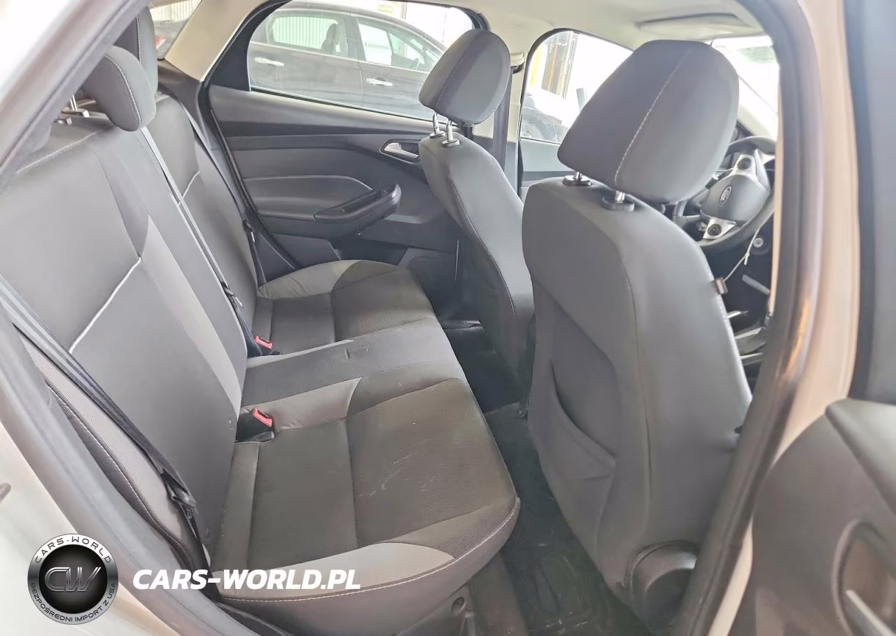2013 Ford Focus Se VIN:1FADP3F24DL195957 - 10