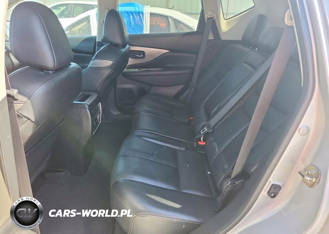 2018 Nissan Murano Platinum VIN:5N1AZ2MG0JN171389 - 11