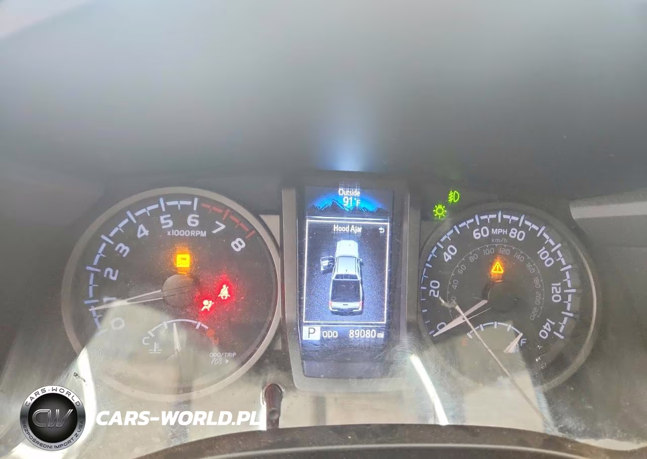 2021 Toyota Tacoma Trd Sport VIN:5TFAZ5CN8MX117496 - 9