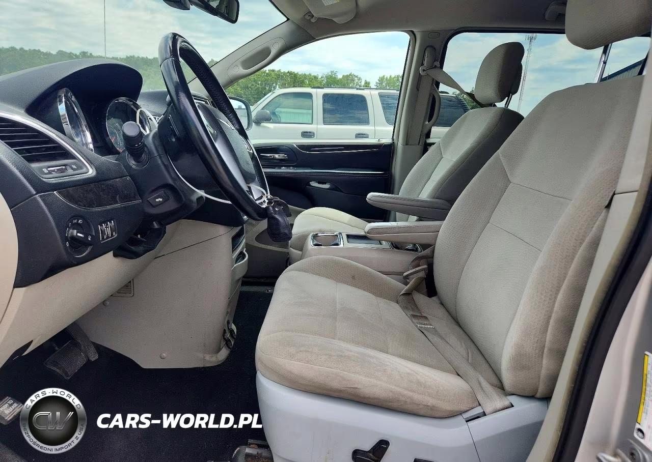 2012 Chrysler Town & Country Touring VIN:2C4RC1BG5CR151831 - 7