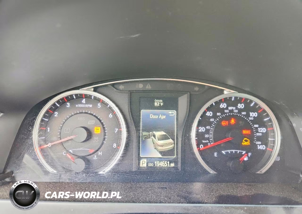 2015 Toyota Camry Se VIN:4T1BF1FK4FU977743 - 9