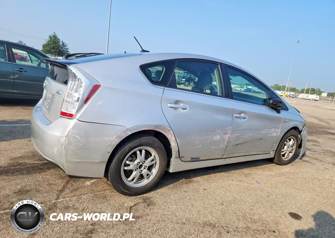 2011 Toyota Prius Three VIN:JTDKN3DU0B0248826 - 3