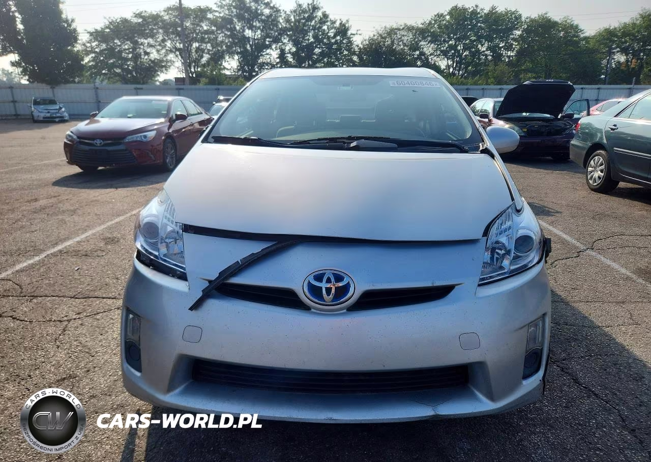 2011 Toyota Prius Three VIN:JTDKN3DU0B0248826 - 5