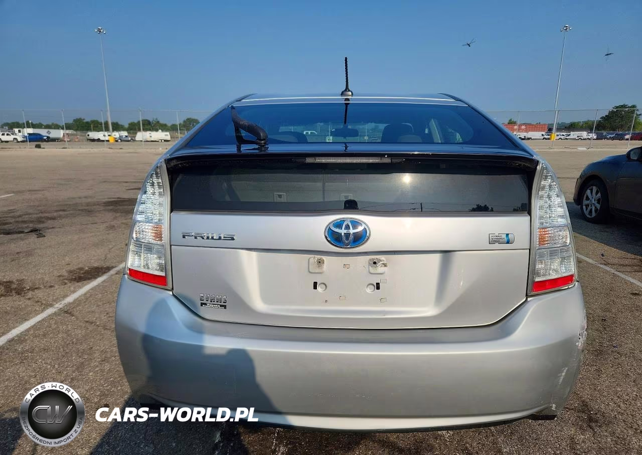 2011 Toyota Prius Three VIN:JTDKN3DU0B0248826 - 6