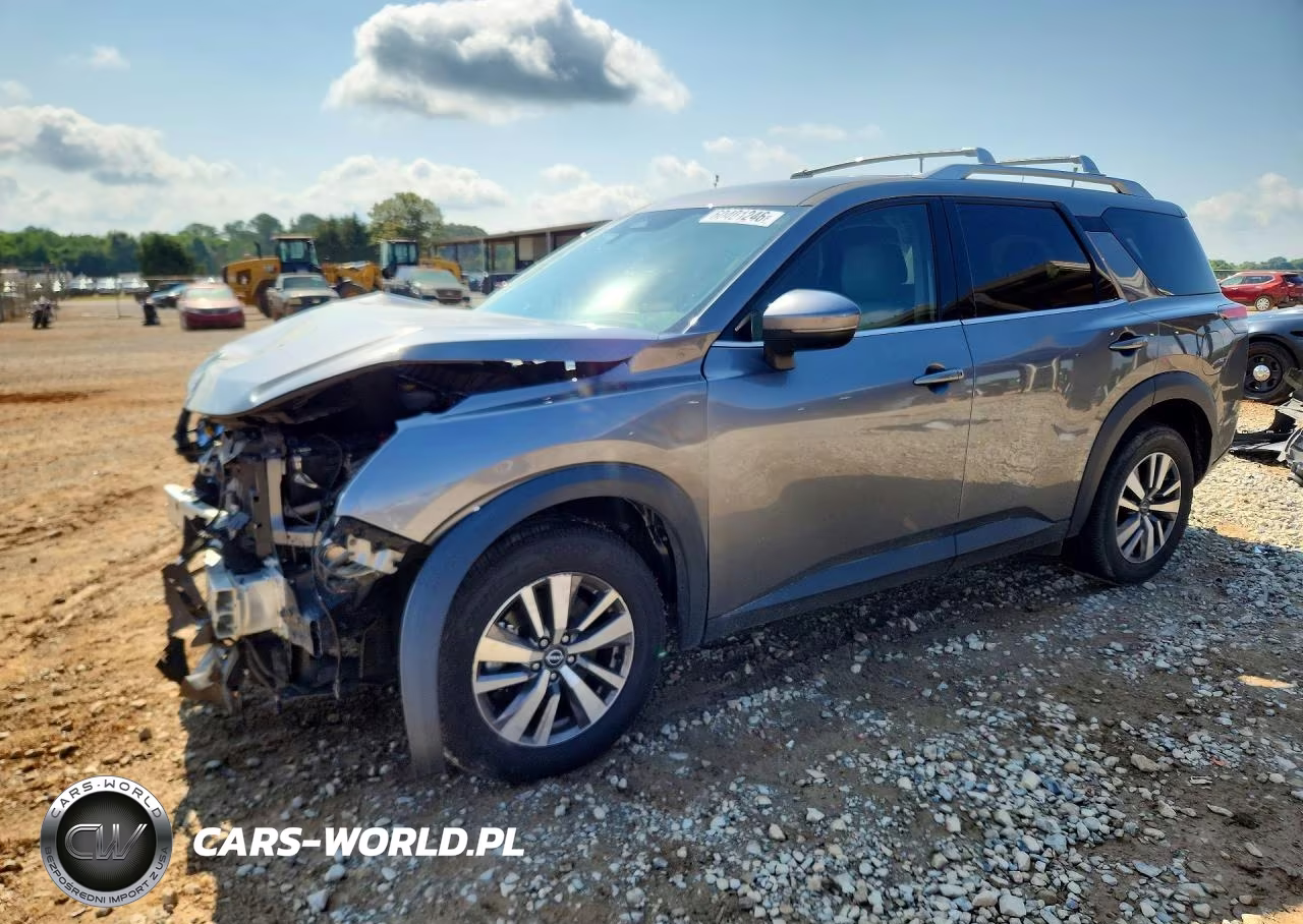 2022 Nissan Pathfinder Sl