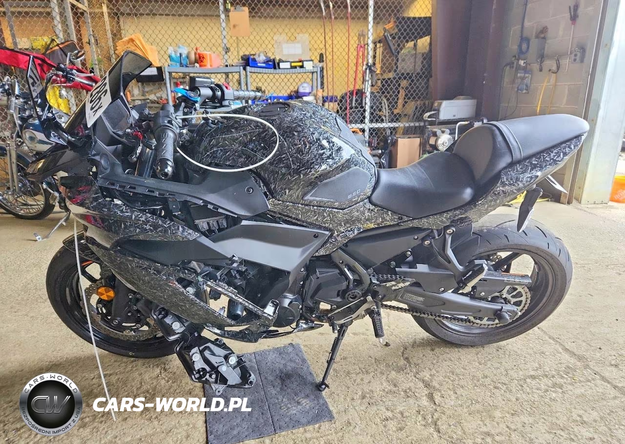 2025 Kawasaki Ex650 P VIN:ML5EXEP18SDAF3014 - 3