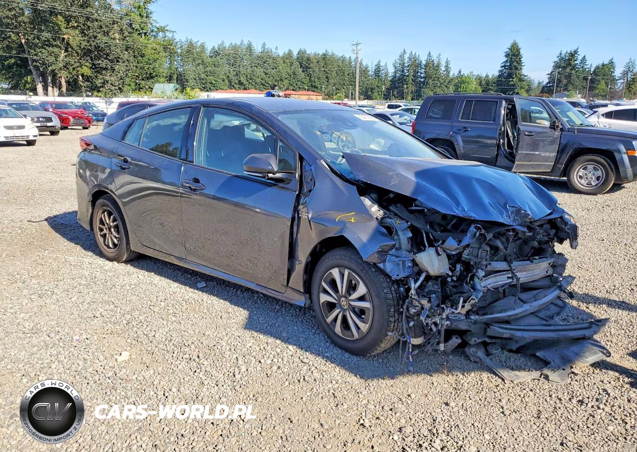 2018 Toyota Prius Prime Premium VIN:JTDKARFP4J3074472 - 4