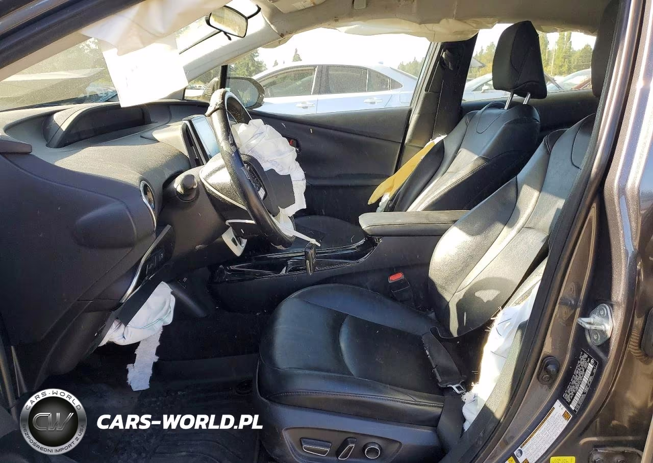 2018 Toyota Prius Prime Premium VIN:JTDKARFP4J3074472 - 7