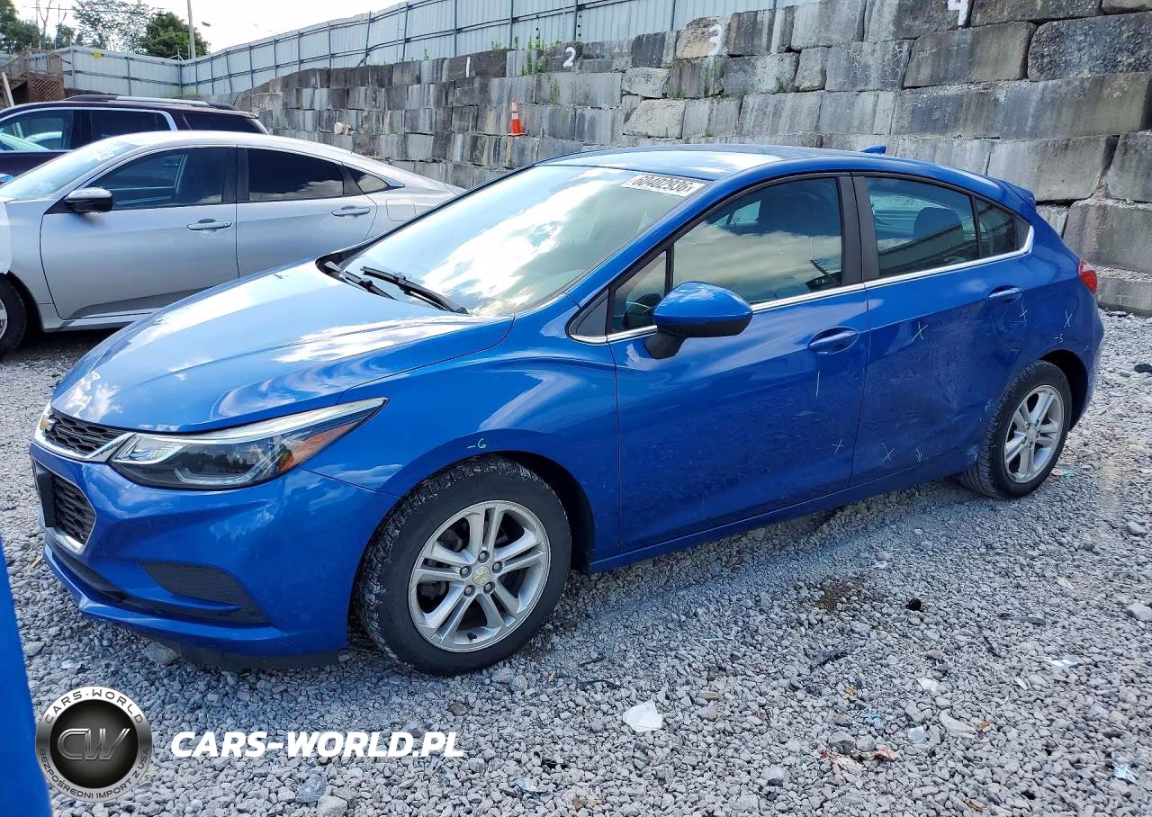 2017 Chevrolet Cruze Lt – zdjęcie 1 z 12