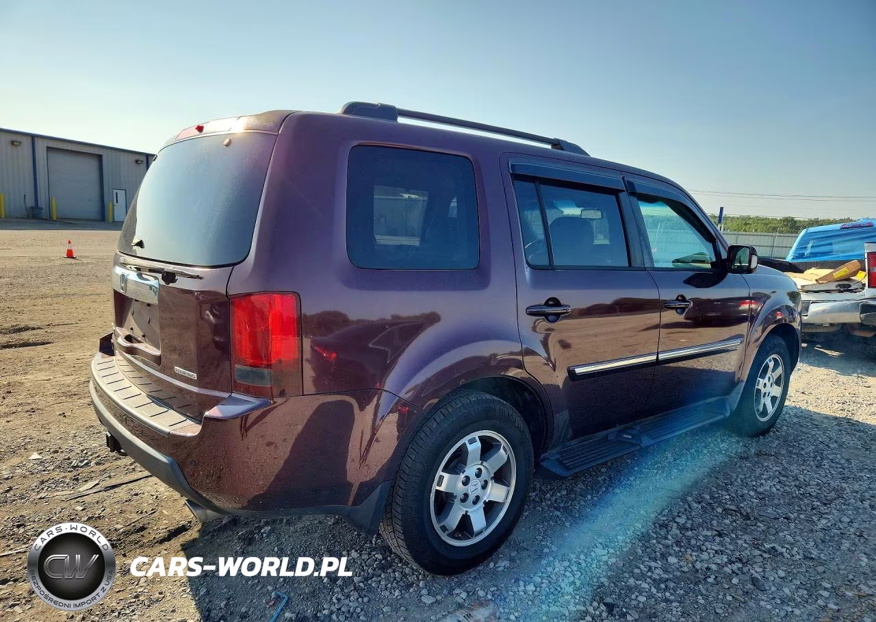 2011 Honda Pilot Touring VIN:5FNYF3H99BB019141 - 3