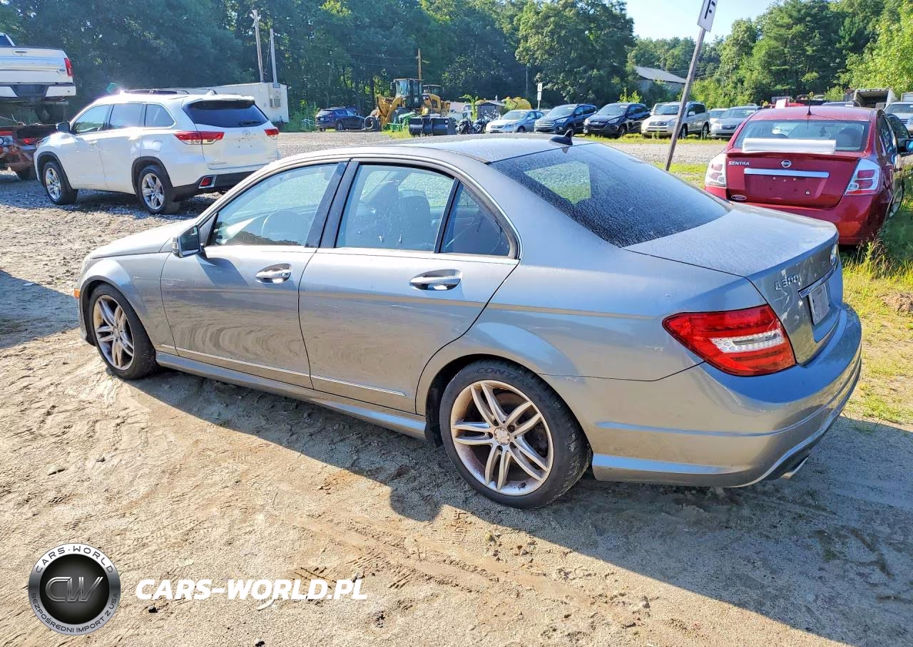 2012 Mercedes-Benz C 300 4Matic VIN:WDDGF8BB6CR193545 - 2
