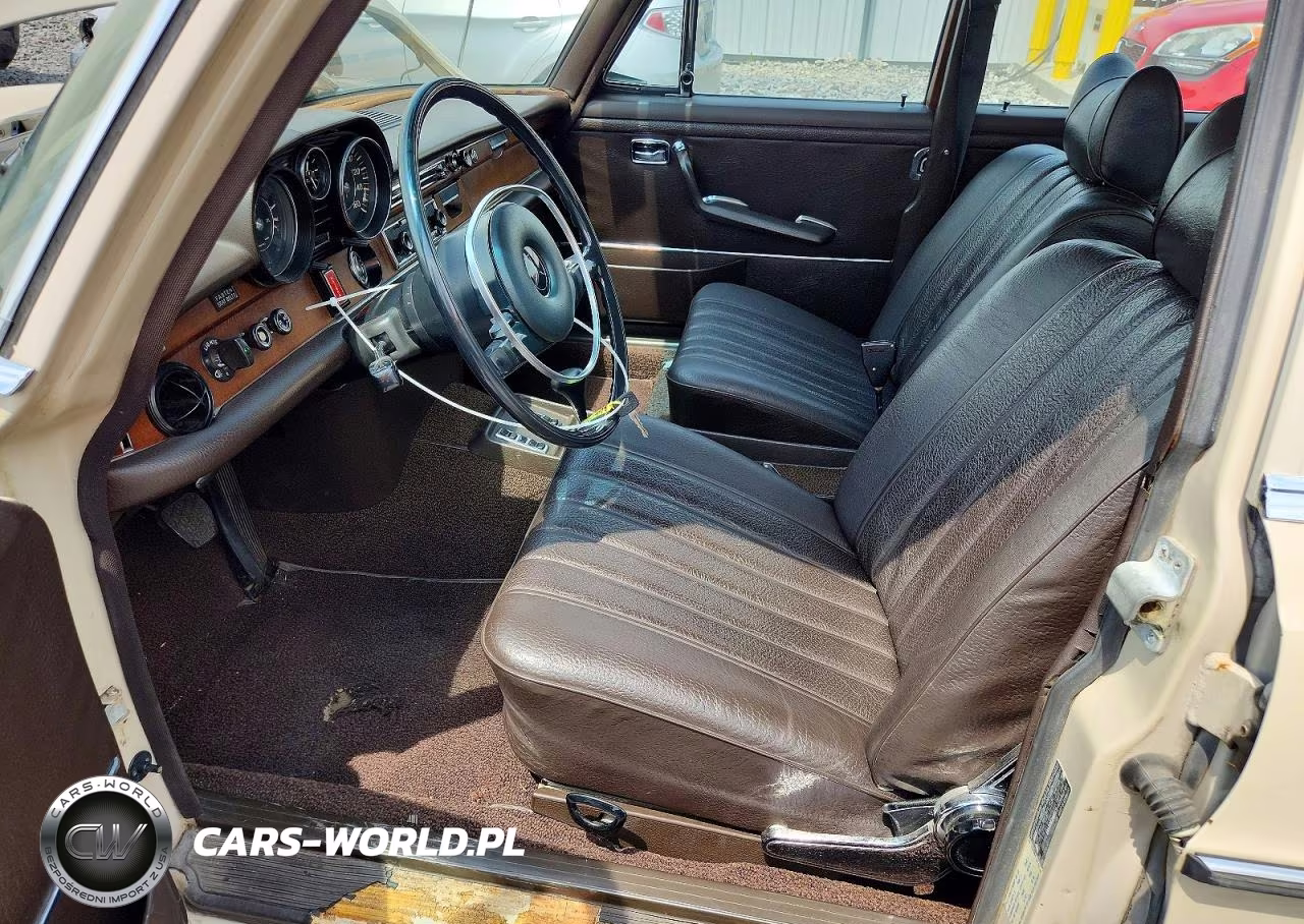 1972 Mercedes-Benz 280 VIN:10806712012913 - 7