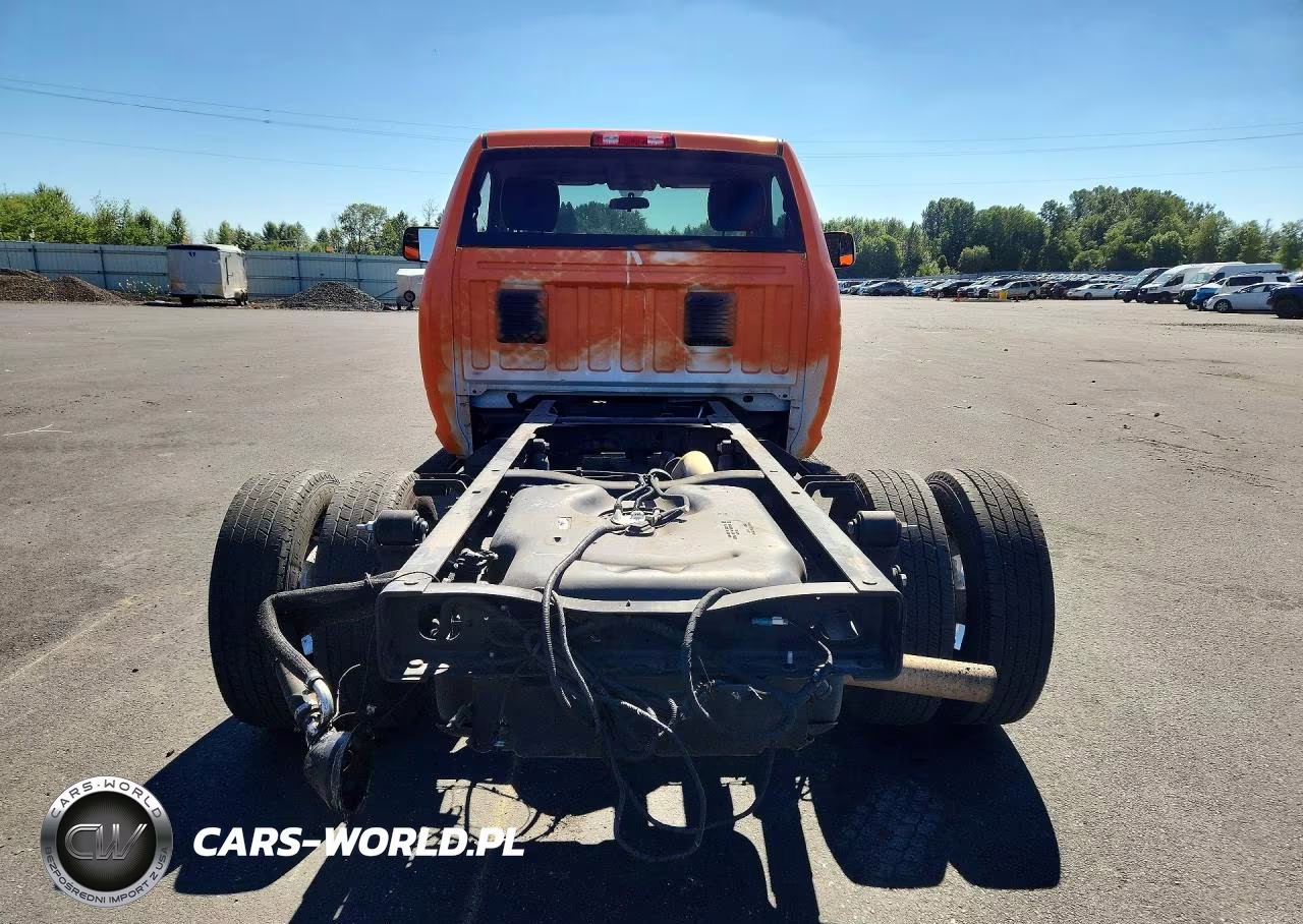 2019 Ram 3500 VIN:3C7WRSAJ7KG718164 - 6