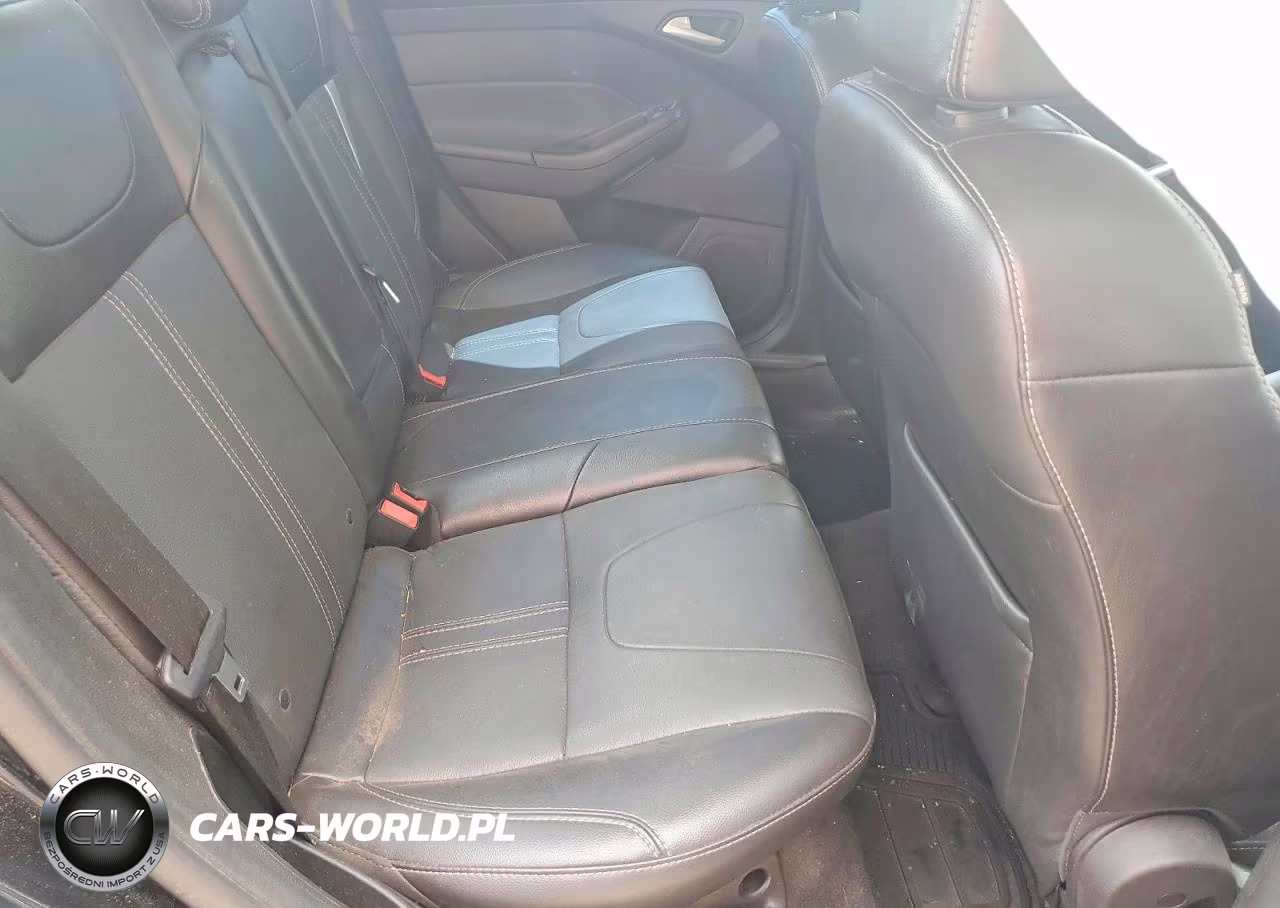 2014 Ford Focus Se VIN:1FADP3F28EL320816 - 10