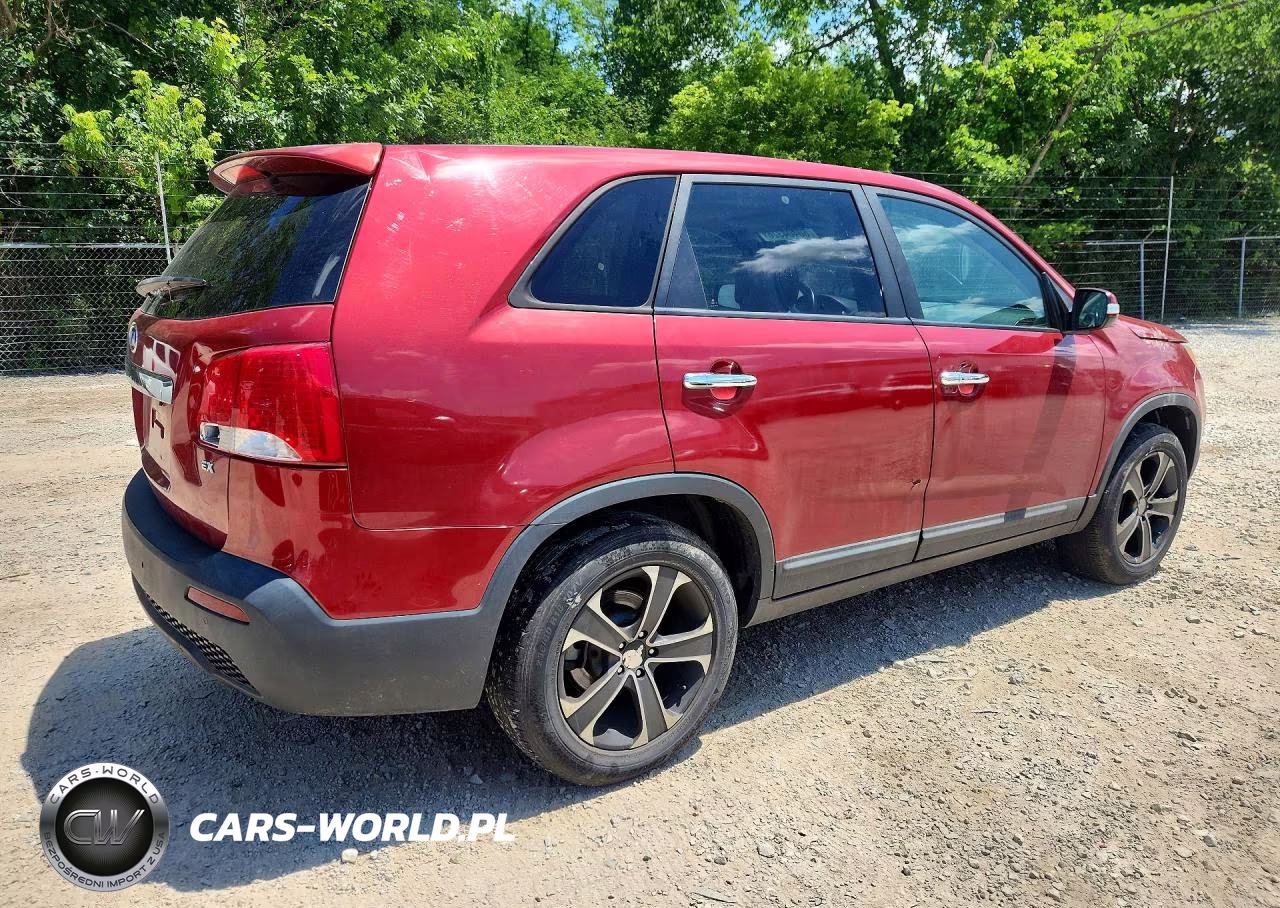 2011 Kia Sorento Ex VIN:5XYKU4A14BG025167 - 3