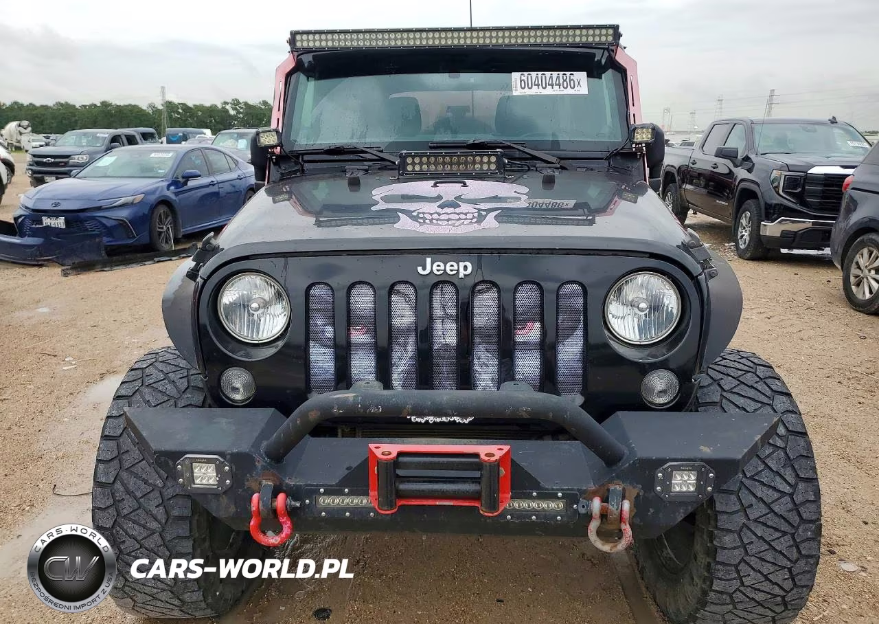 2014 Jeep Wrangler Unlimited Sport VIN:1C4BJWDG8EL130405 - 5