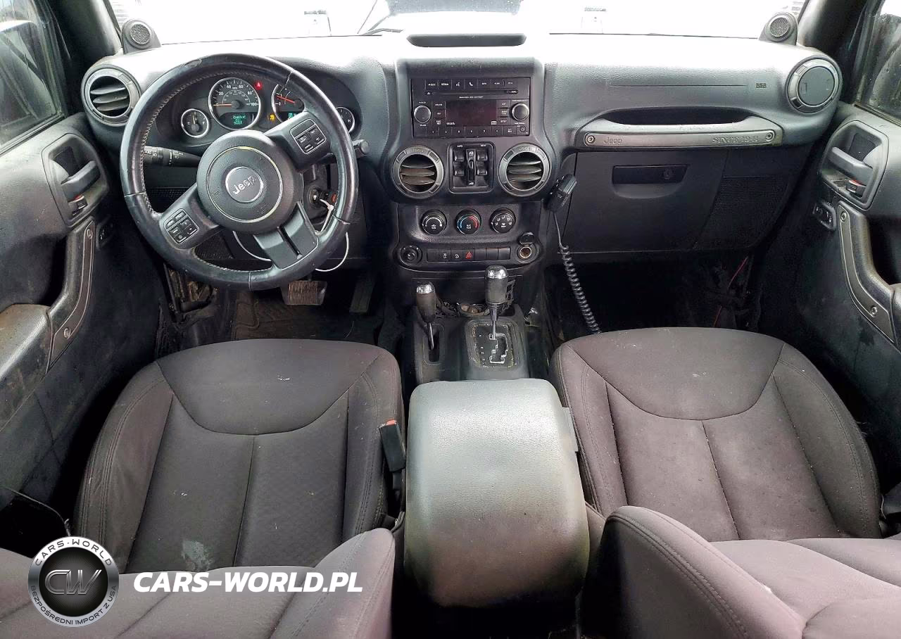 2014 Jeep Wrangler Unlimited Sport VIN:1C4BJWDG8EL130405 - 8