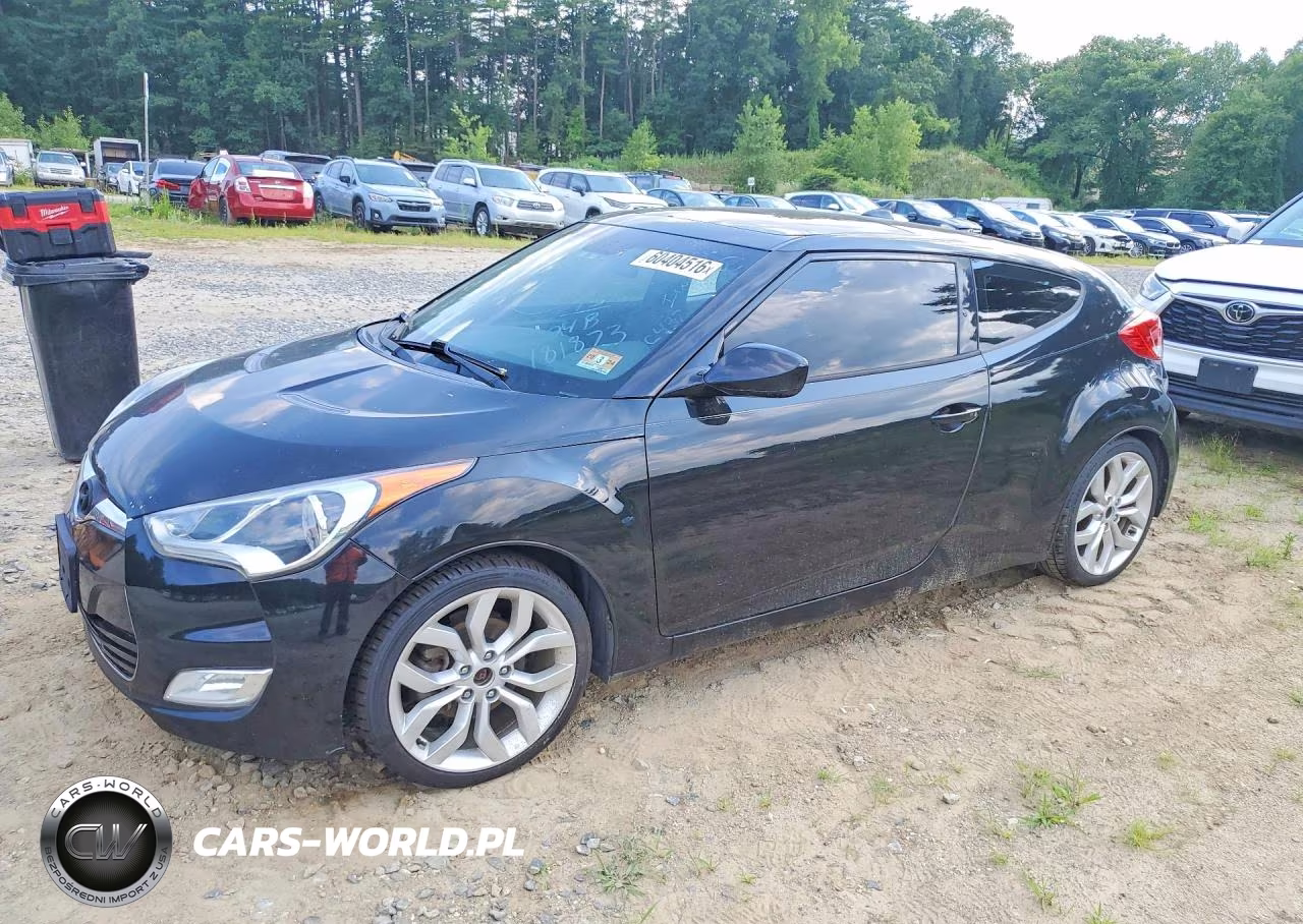 2015 Hyundai Veloster Base
