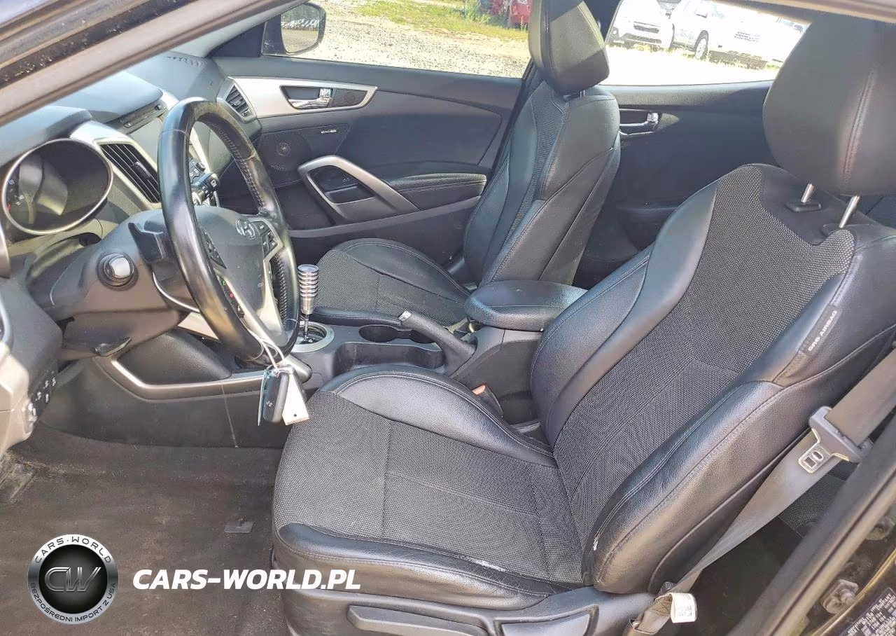 2015 Hyundai Veloster Base VIN:KMHTC6AD1FU232290 - 7