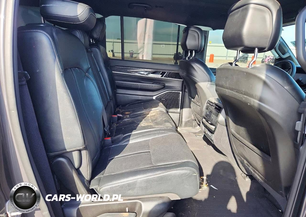 2022 Jeep Wagoneer Series Ii VIN:1C4SJUBT0NS151419 - 11