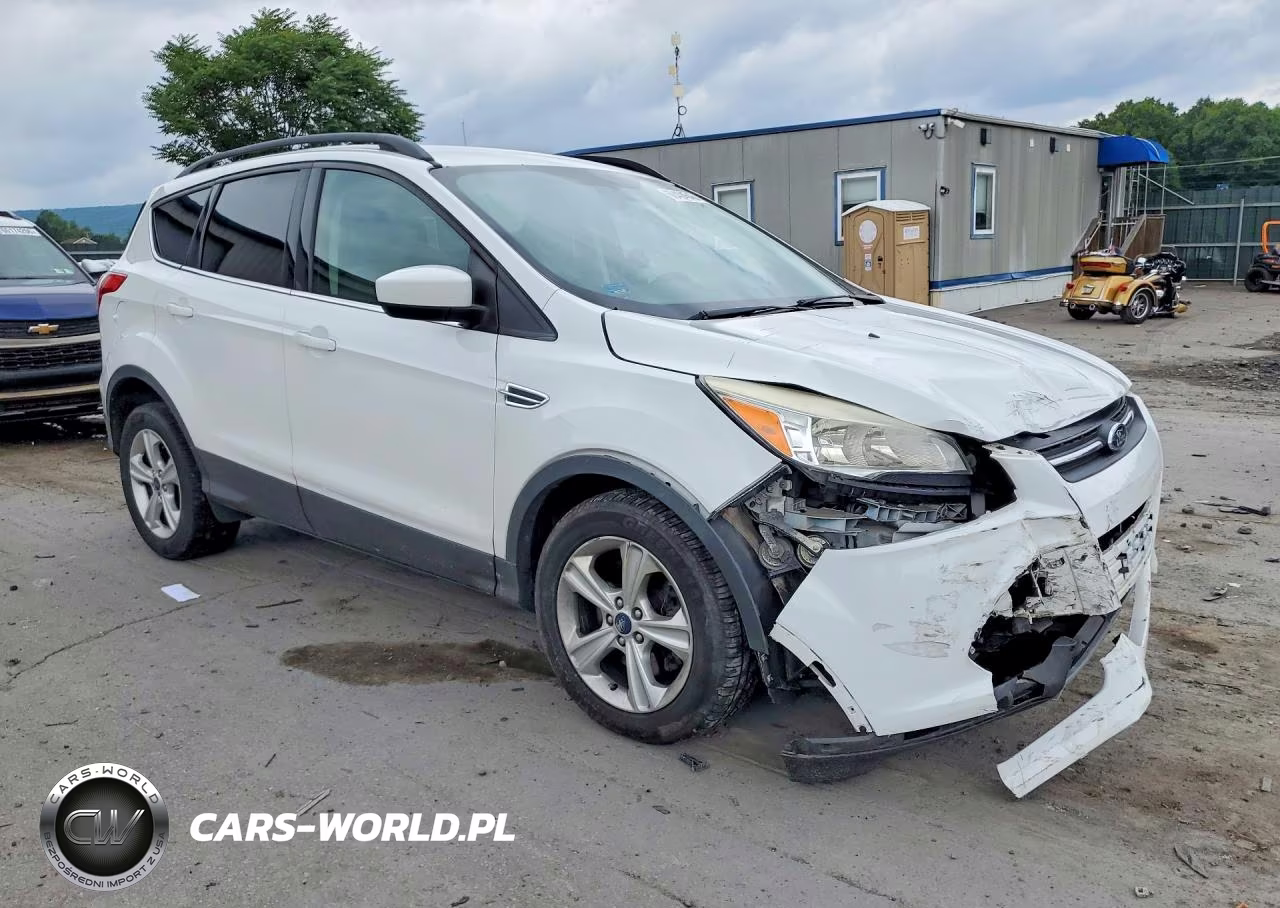 2015 Ford Escape Se VIN:1FMCU9G95FUB65498 - 4