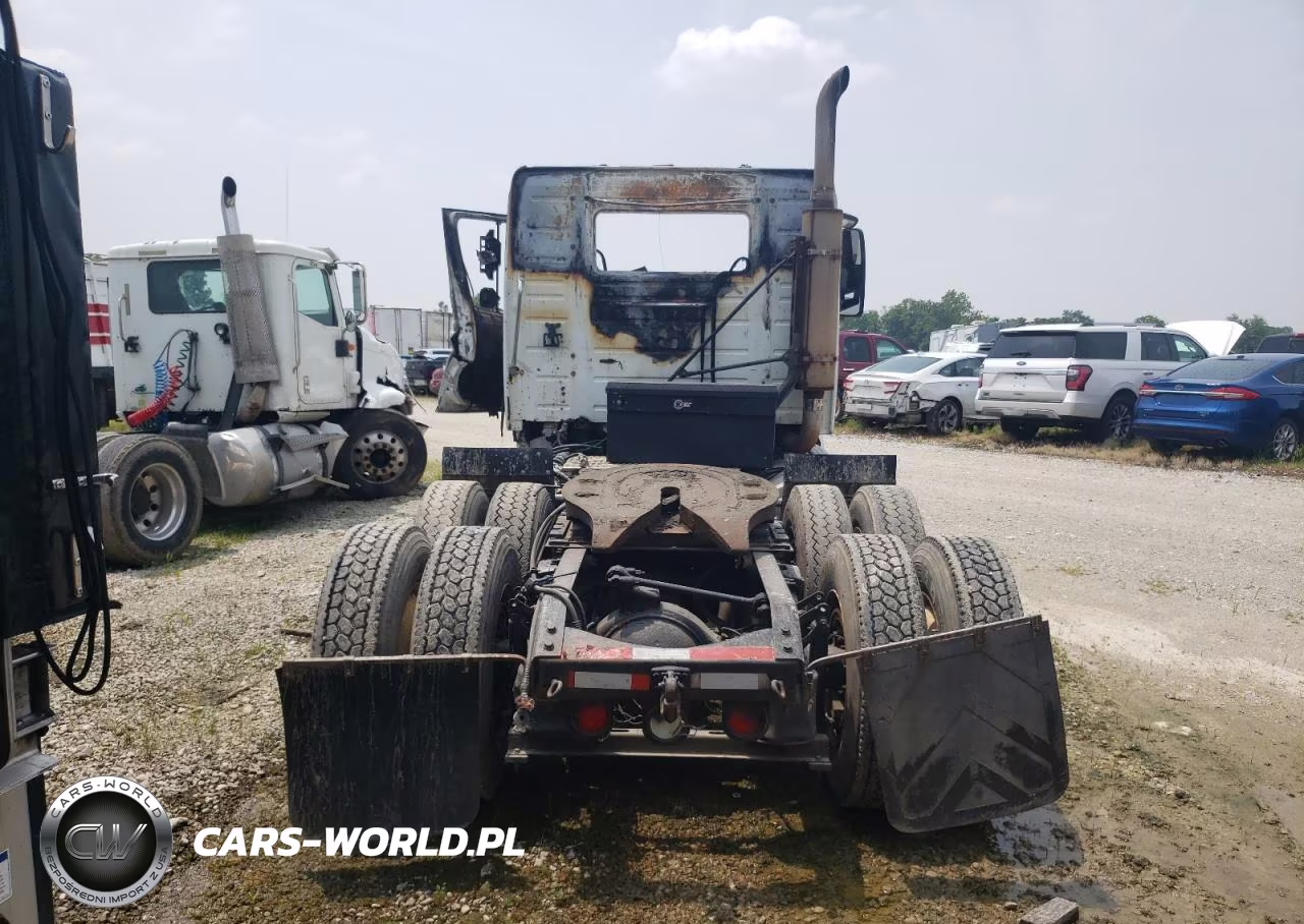 2000 Volvo Vnm Semi Truck VIN:4V4MD2GFXYN254815 - 6