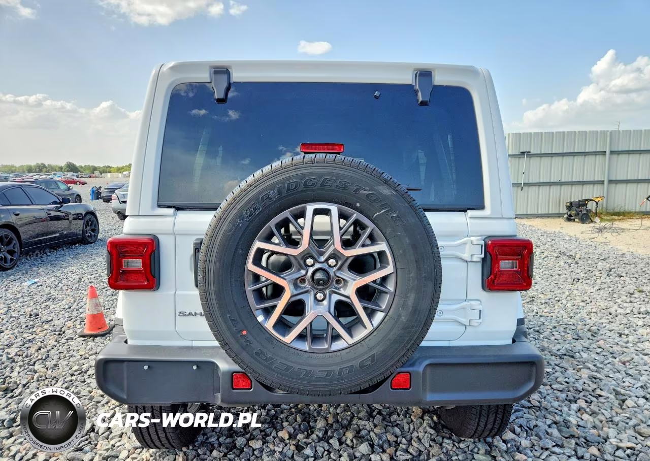 2026 Jeep Wrangler Sahara VIN:1C4PJXEG9TW285535 - 6