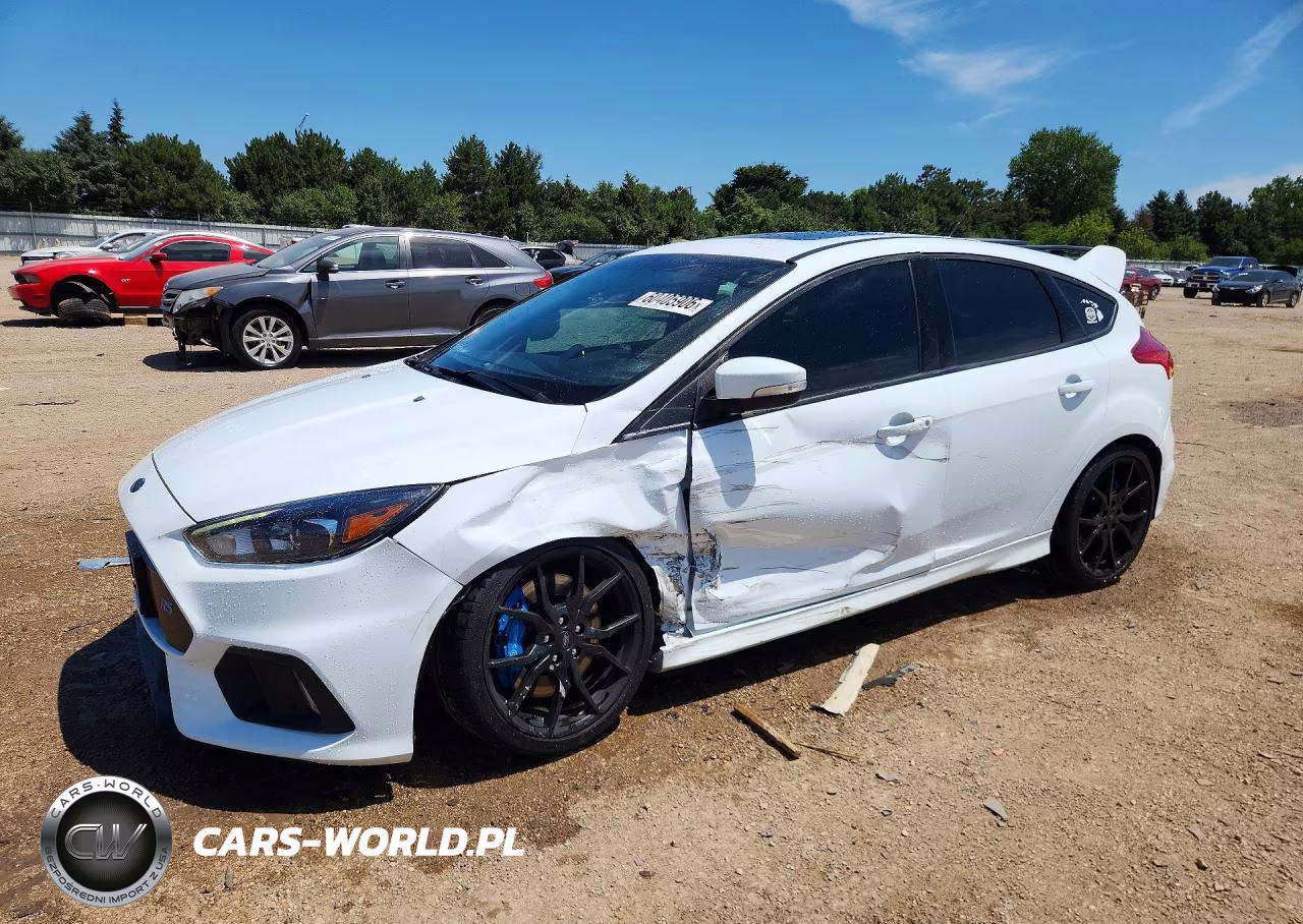 2017 Ford Focus Rs – zdjęcie 1 z 12