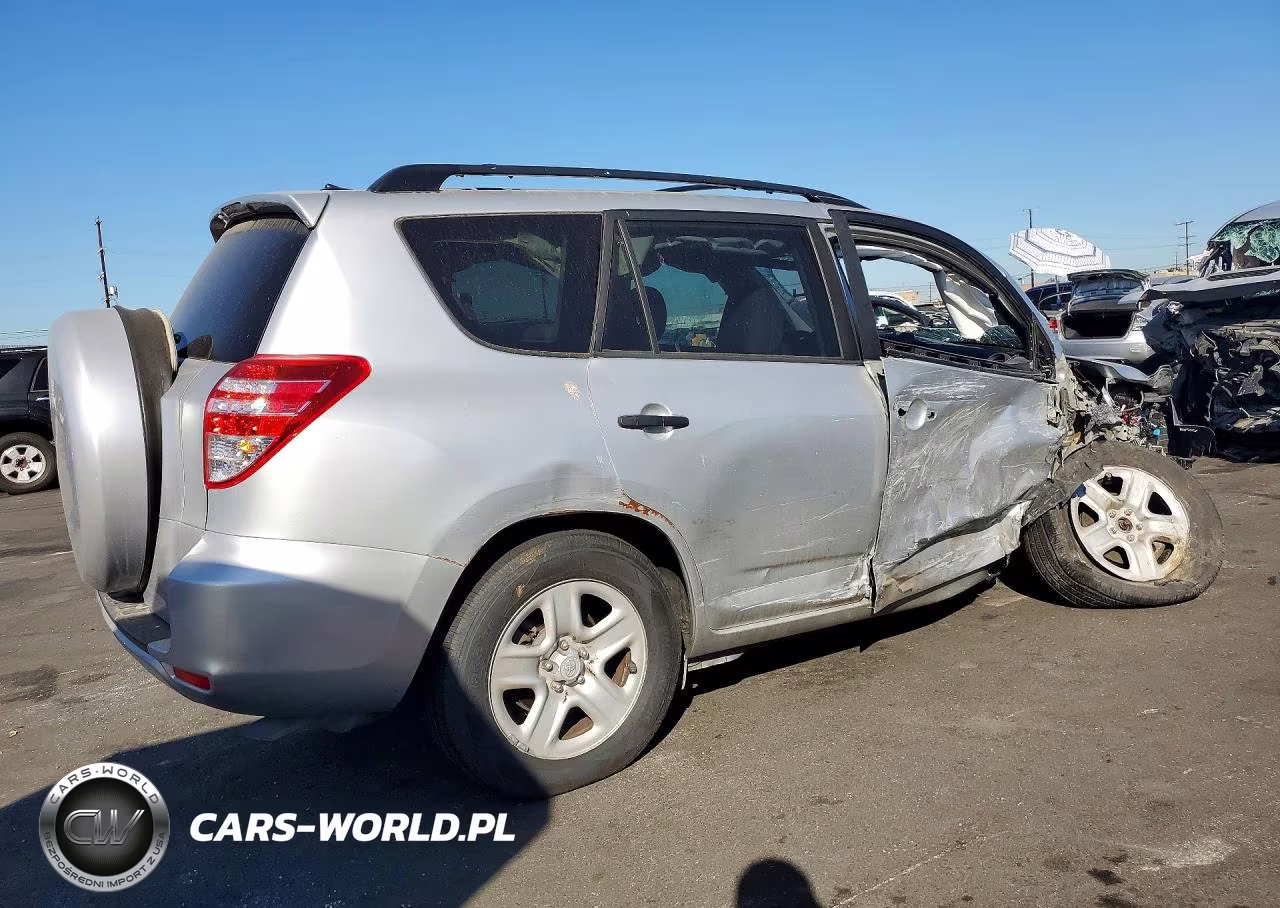 2011 Toyota Rav4 Base VIN:2T3KF4DVXBW072942 - 3