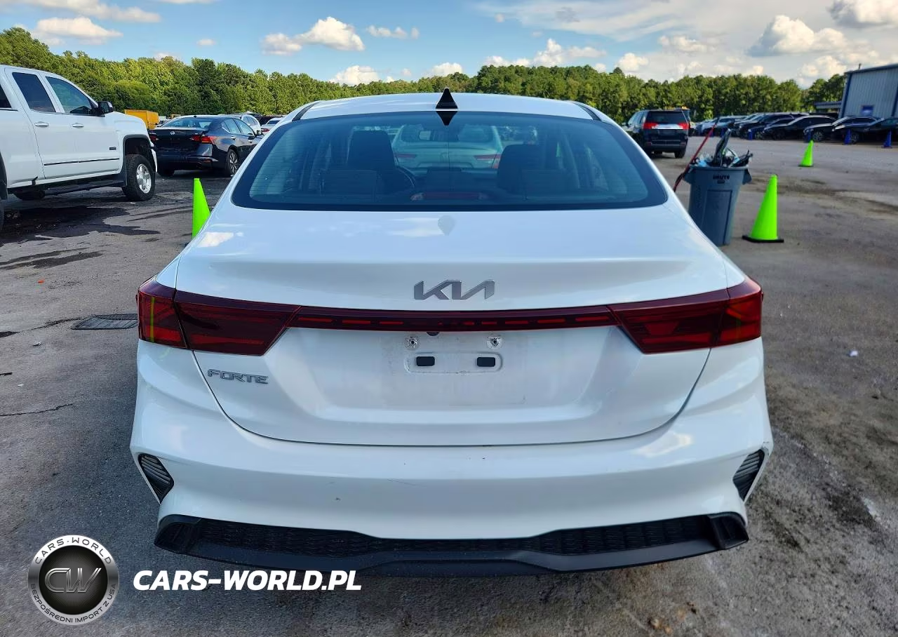2024 Kia Forte Lxs VIN:3KPF24AD5RE756490 - 6