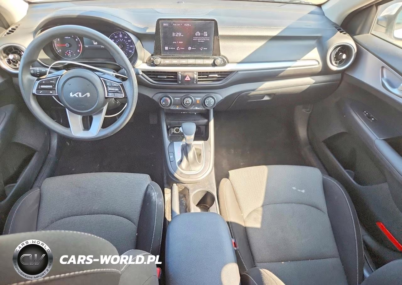 2024 Kia Forte Lxs VIN:3KPF24AD5RE756490 - 8