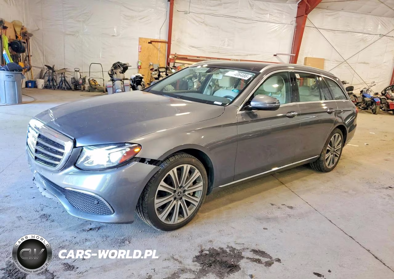2018 Mercedes-Benz E 400 4Matic – zdjęcie 1 z 14