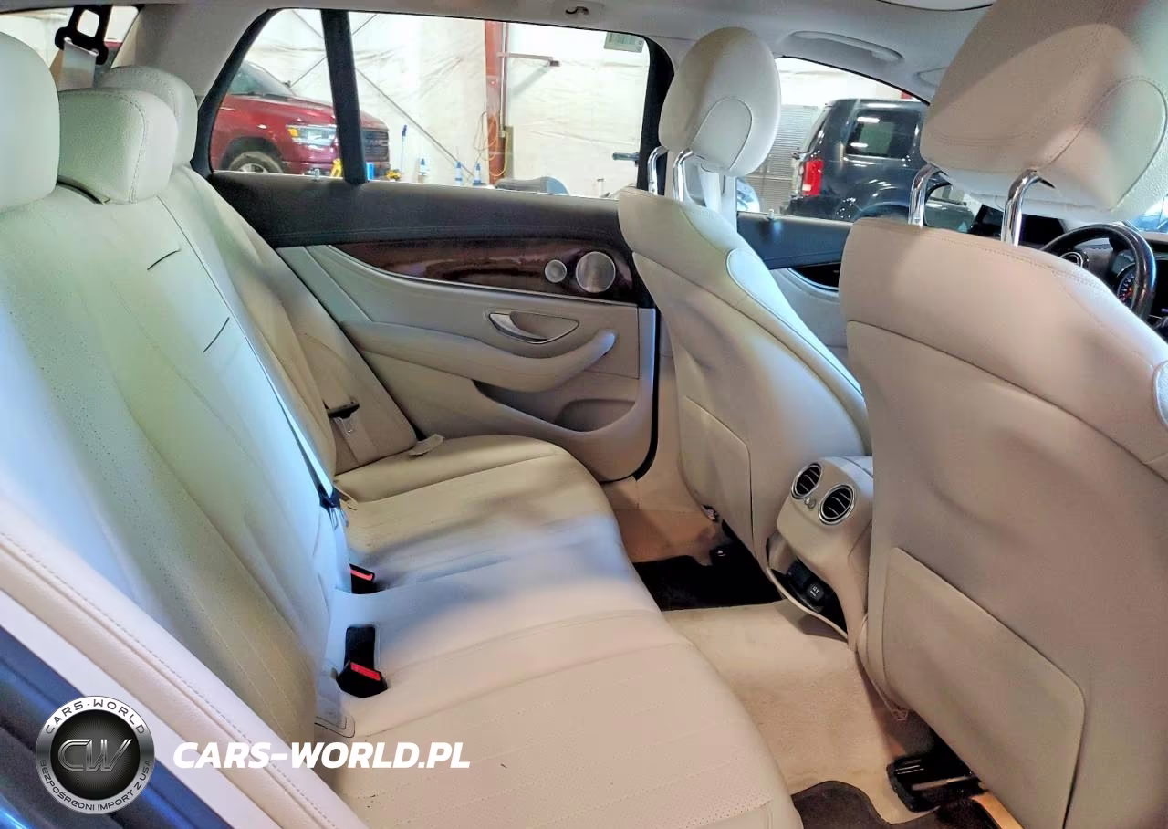 2018 Mercedes-Benz E 400 4Matic VIN:WDDZH6GB4JA475324 - 11