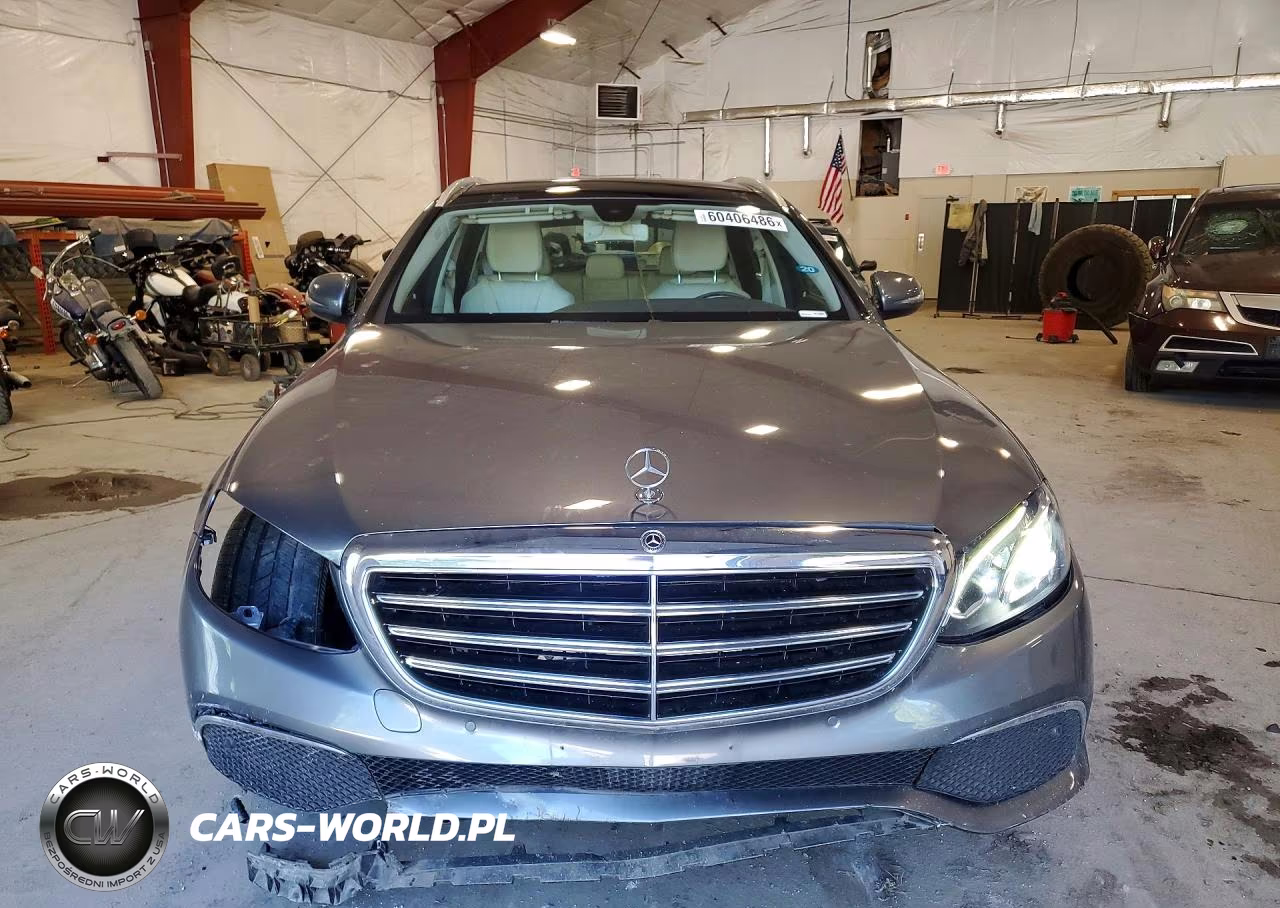2018 Mercedes-Benz E 400 4Matic VIN:WDDZH6GB4JA475324 - 5