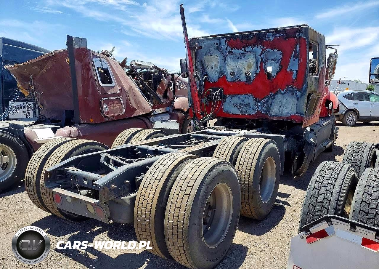 2013 International Prostar Truck Cab And Chassis VIN:1HSDJSJR5DJ150264 - 4