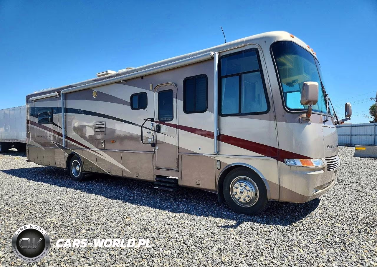 2003 Workhorse Mountain Aire Rv
