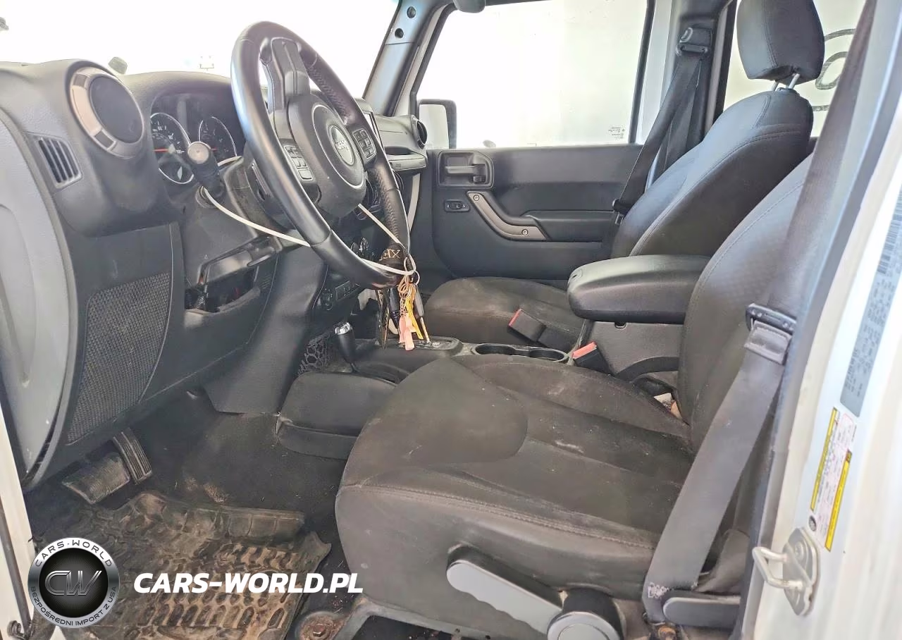 2017 Jeep Wrangler Unlimited Sport VIN:1C4BJWDG3HL632453 - 7
