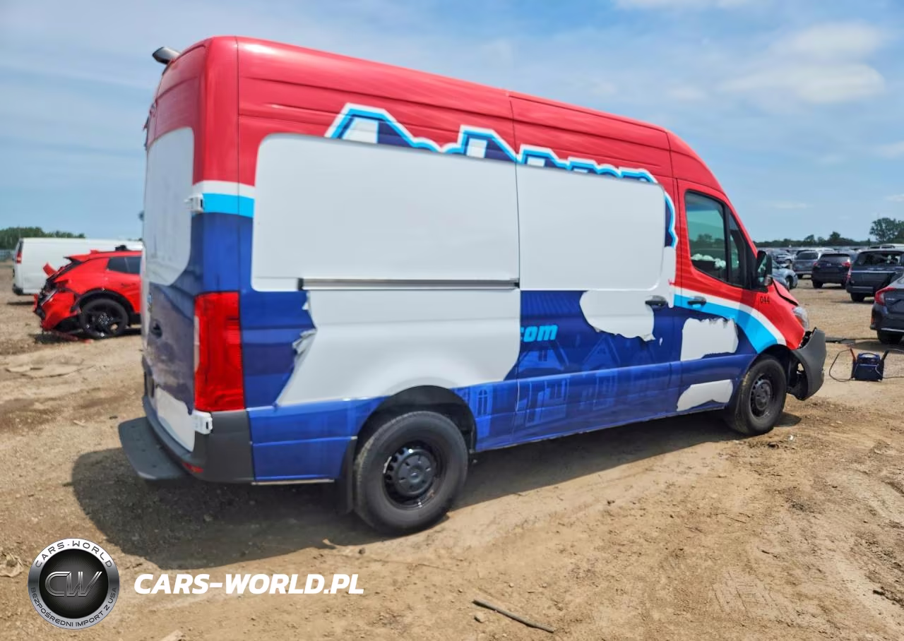 2025 Mercedes-Benz Sprinter 2500 Delivery Van VIN:W1Y4NBHY7ST220175 - 3