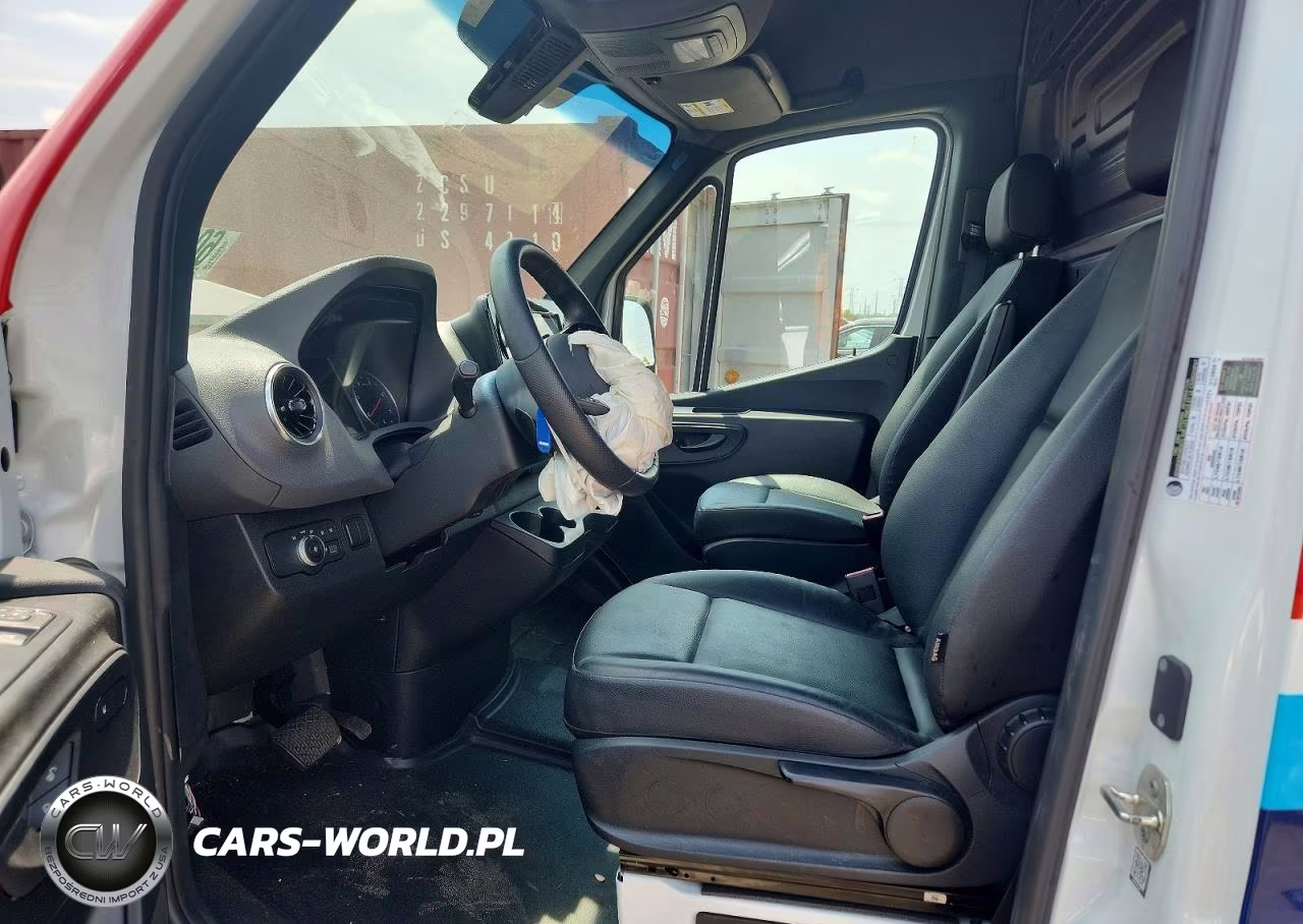 2025 Mercedes-Benz Sprinter 2500 Delivery Van VIN:W1Y4NBHY7ST220175 - 7